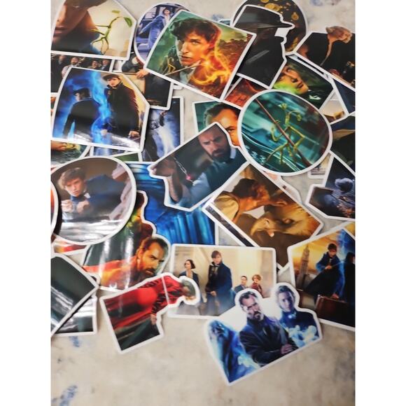 Fantastic Beasts Magical Creatures Vinyl Stickers Set of 40 - Picture 5 of 6